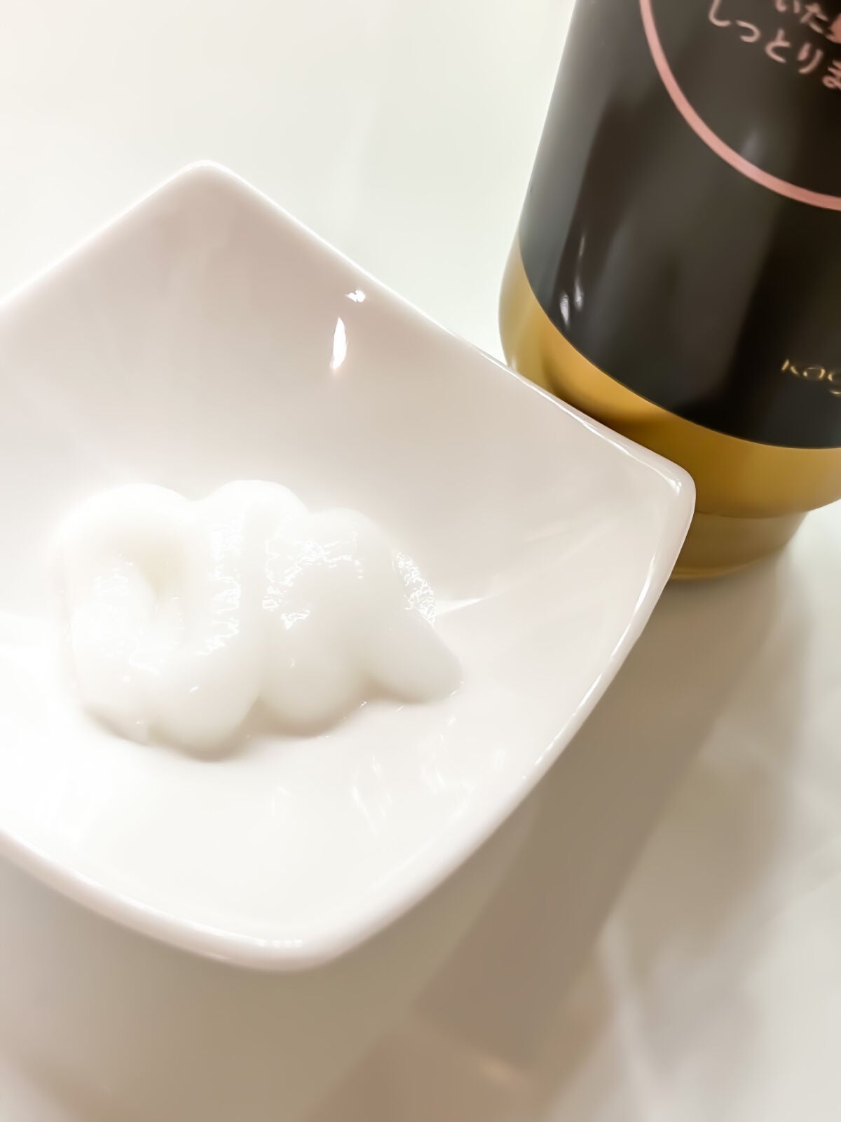 THE BEAUTY 髪のキメ美容プレミアムトリートメント<モイストリペアプレミアム>/エッセンシャル/洗い流すヘアトリートメントを使ったクチコミ(2枚目)