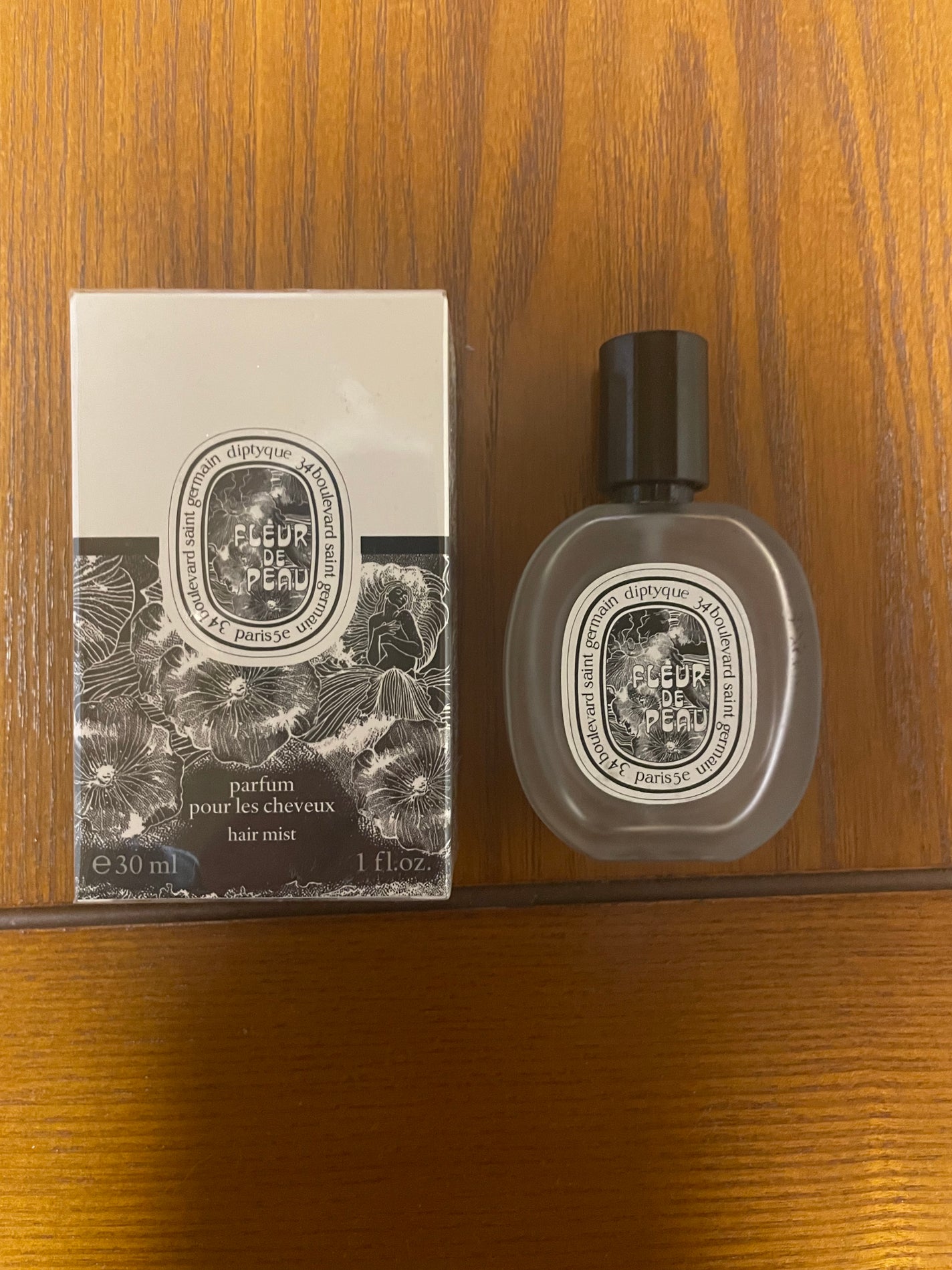 試してみた】ヘアフレグランス フルール ドゥ ポー diptyqueの 試してみた】ヘアフレグランス フルール ドゥ ポー diptyqueの
