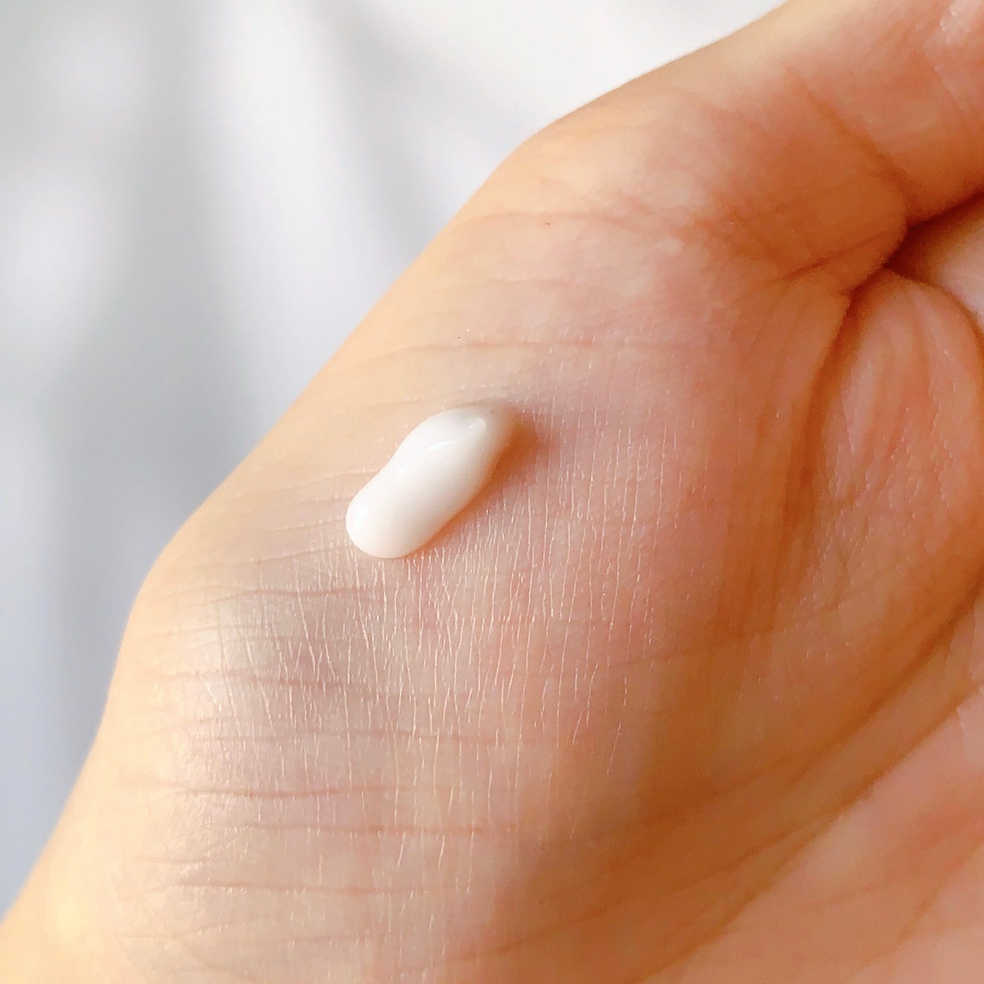 エッセンシャル リアル アイクリーム フォーフェイス/AHC/アイケア・アイクリームを使ったクチコミ(2枚目)