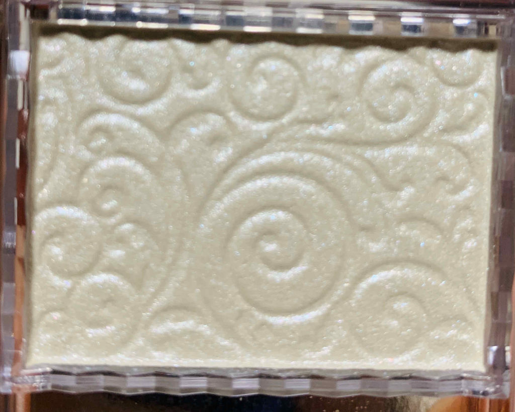 パールグロウハイライト/CEZANNE/パウダーハイライトを使ったクチコミ（2枚目）