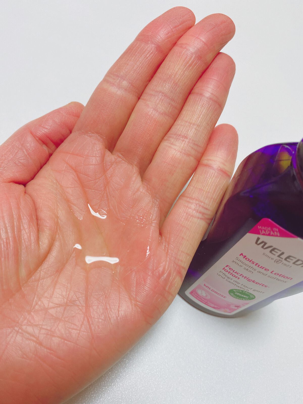 ワイルドローズ モイスチャーローション/WELEDA/化粧水を使ったクチコミ（2枚目）
