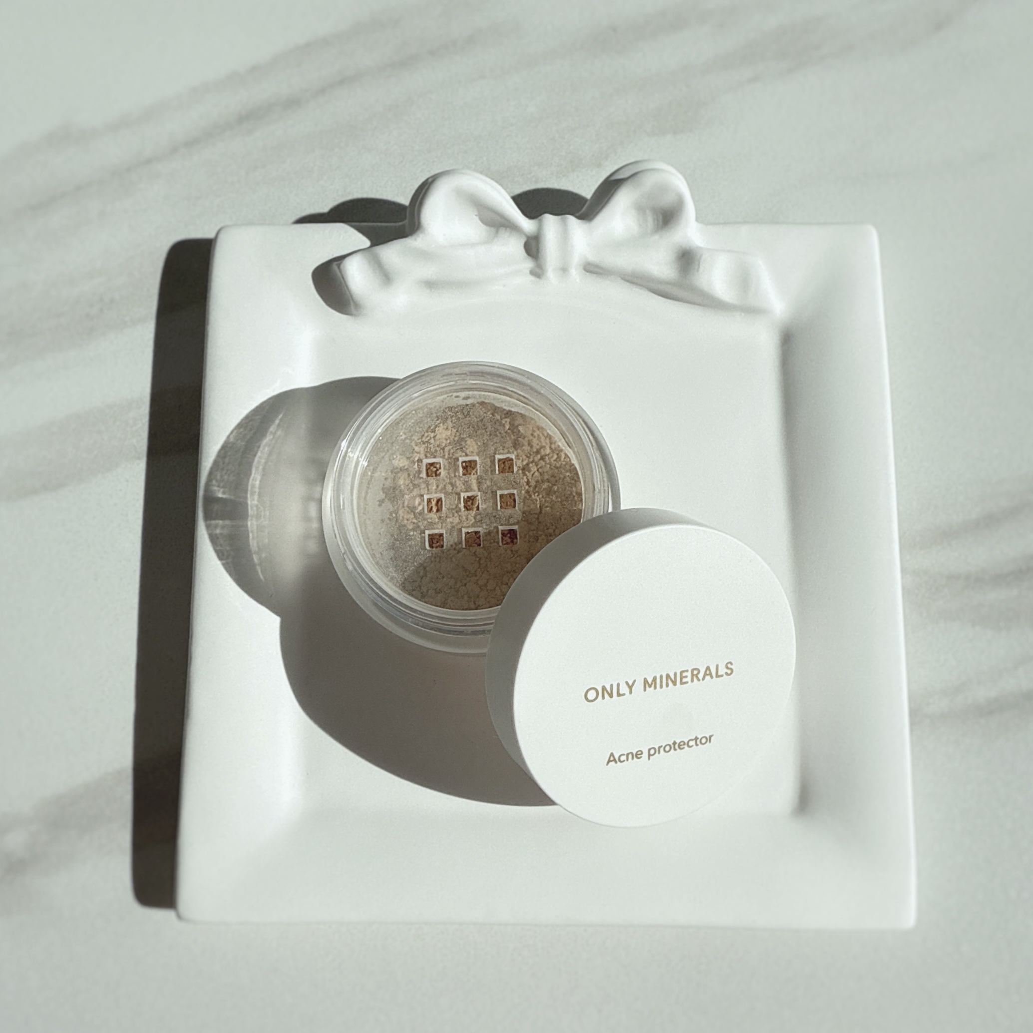 薬用コンシーラー アクネプロテクター/ONLY MINERALS/パウダーコンシーラーを使ったクチコミ（1枚目）