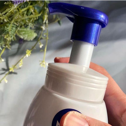 ニベア クリアビューティー弱酸性泡洗顔 もっちり美肌/ニベア/泡洗顔を使ったクチコミ(2枚目)