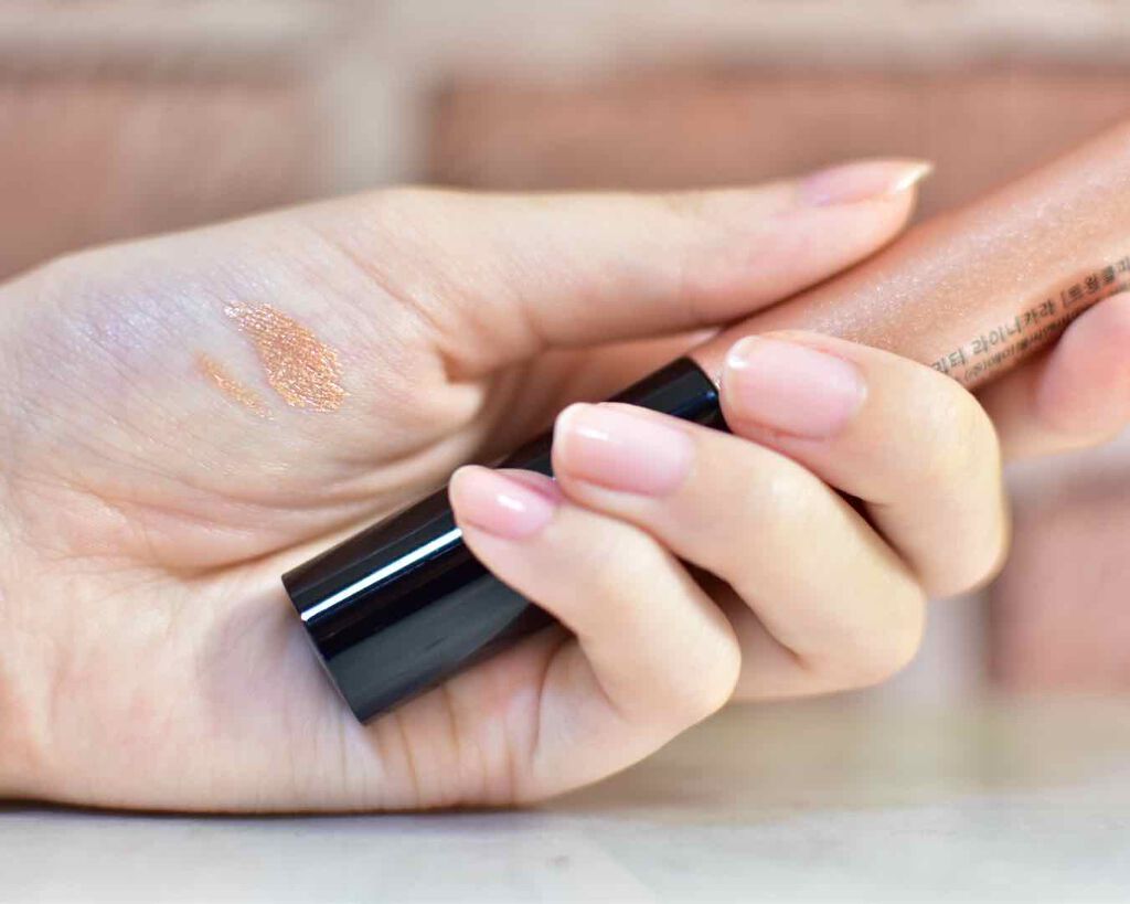 グリッターライナーカラー/A’pieu/グリッターを使ったクチコミ（2枚目）