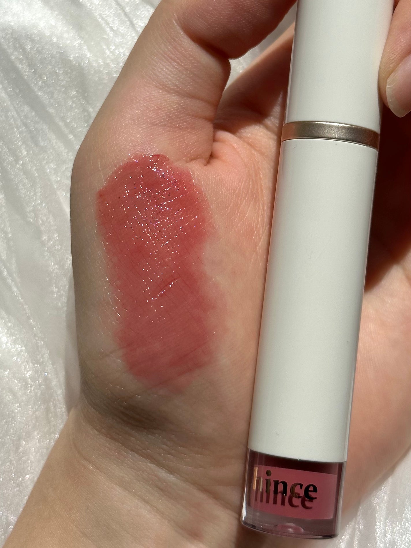 ムードインハンサーウォーターリキッドグロウ/hince/口紅を使ったクチコミ(3枚目)