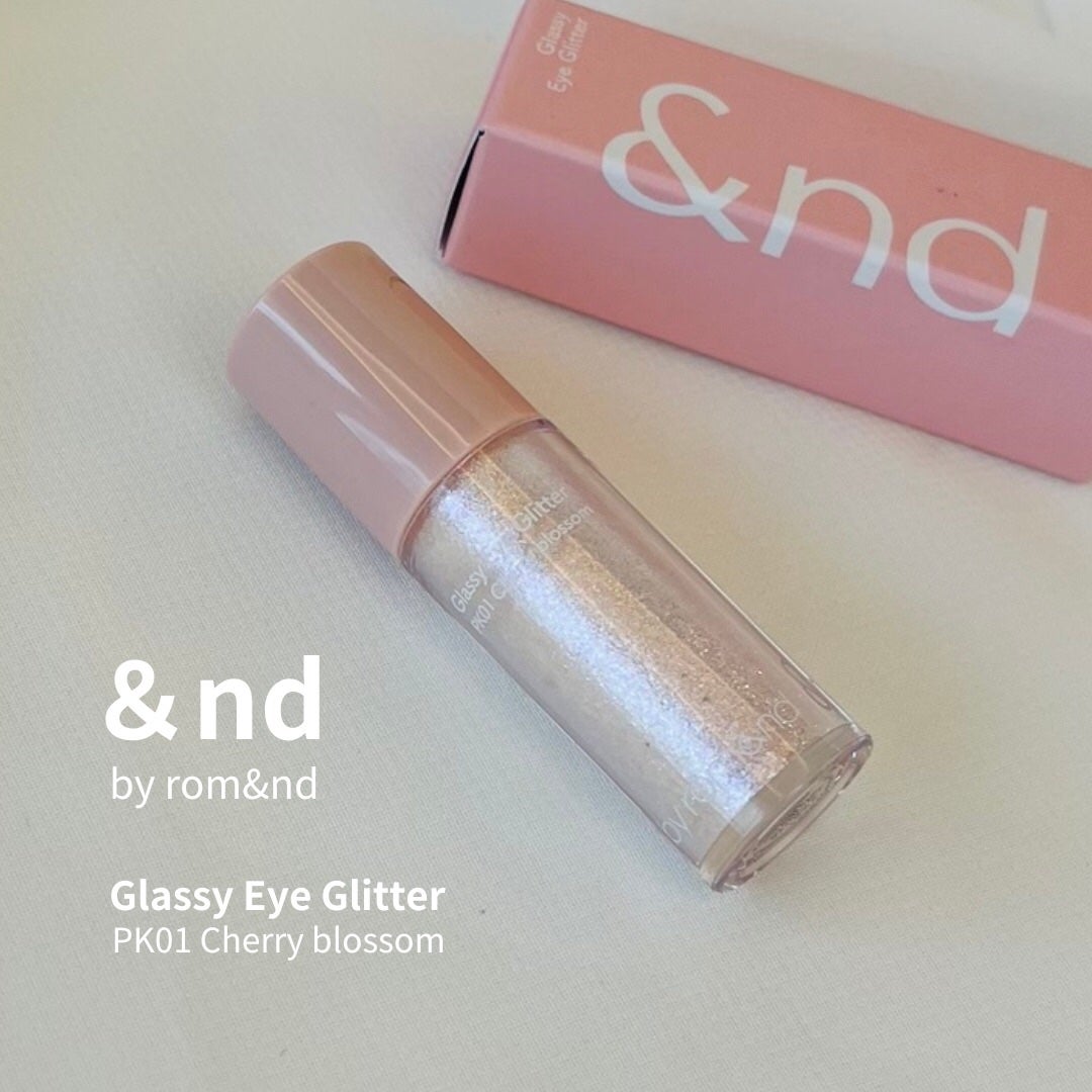 Tomoko/見えない世界から届ける“儚げ透明感メイク“ on LIPS 「&BbyRom&ndアンドバイロムアンド グラッシーアイグリッ..」(1枚目)