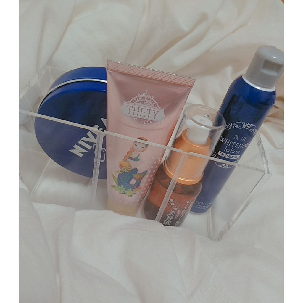 モイストピュアカラーリップ/ニベア/リップクリームを使ったクチコミ(4枚目)