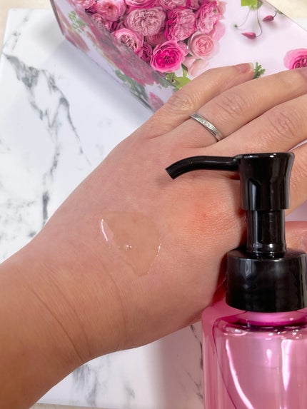 スキンクリア クレンズ オイル アロマタイプ ブーケ ド ローズ /アテニア/オイルクレンジングを使ったクチコミ(2枚目)