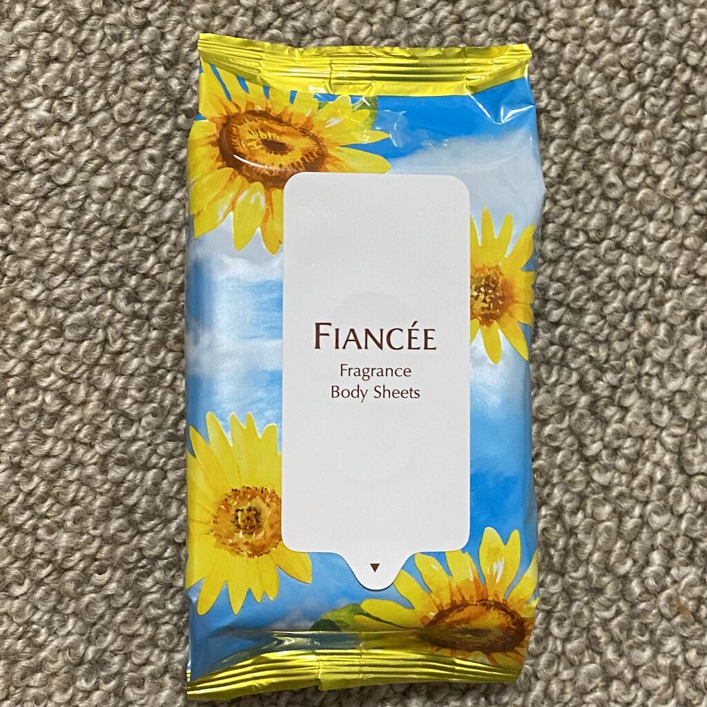 フィアンセ フレグランスボディシート ひまわりのクチコミ「Lips様からプレゼントでいただきました♫
フィアンセのフレグランスボディシート☀
フレグラン.....」（1枚目）