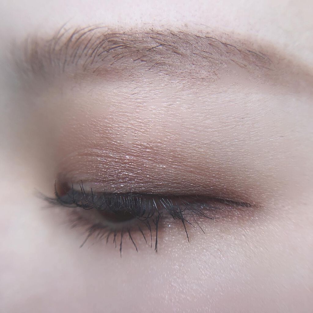 あゆみ on LIPS 「・\#todaysmake/・アイシャドウ☑@diorbeau..」(4枚目)