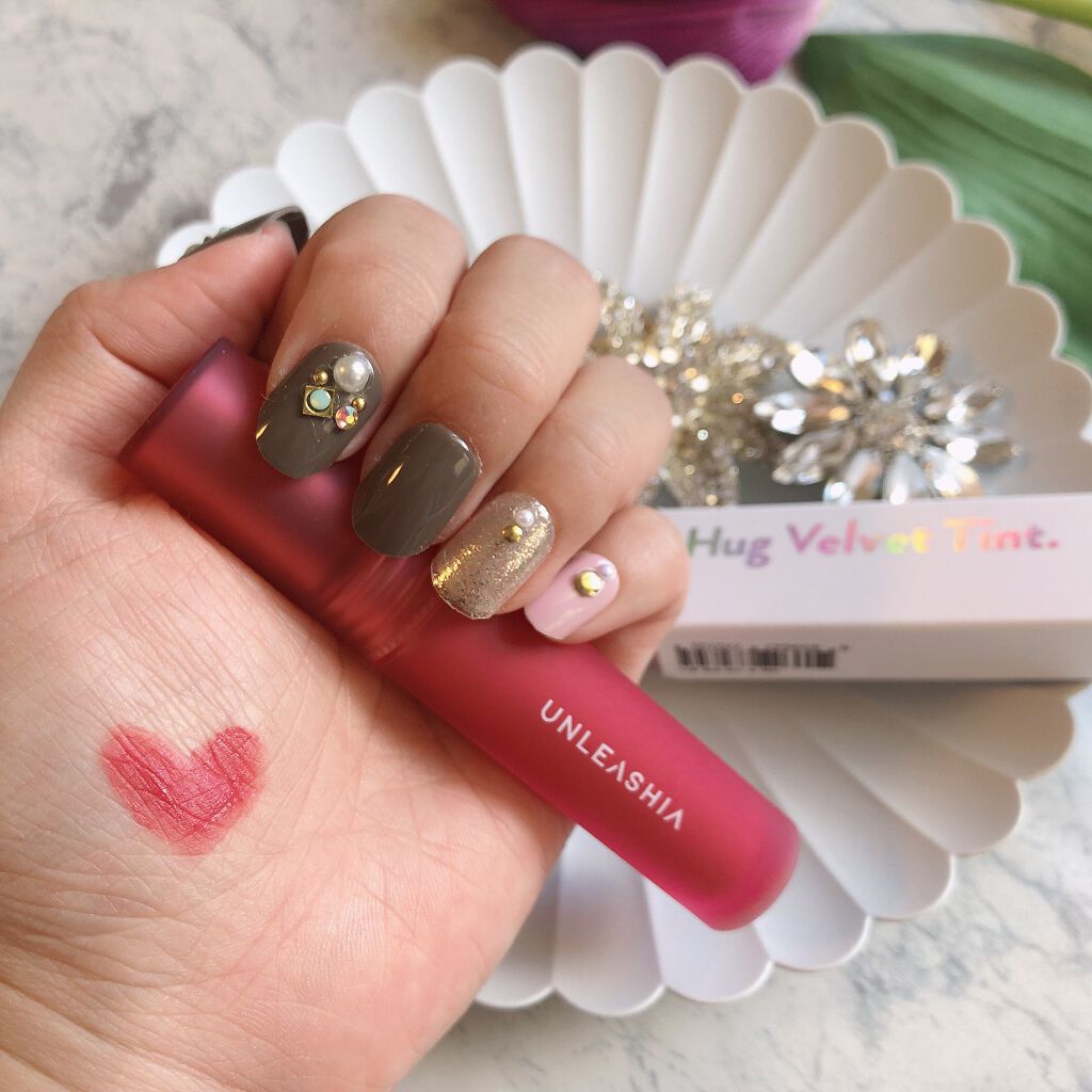 Luv Hug Velvet Tint/unleashia/口紅を使ったクチコミ(4枚目)