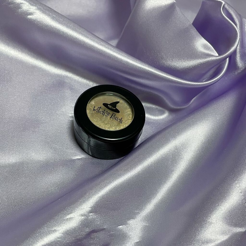 セルフィーフィックスピグメント/Witch's Pouch/単色アイシャドウを使ったクチコミ(1枚目)