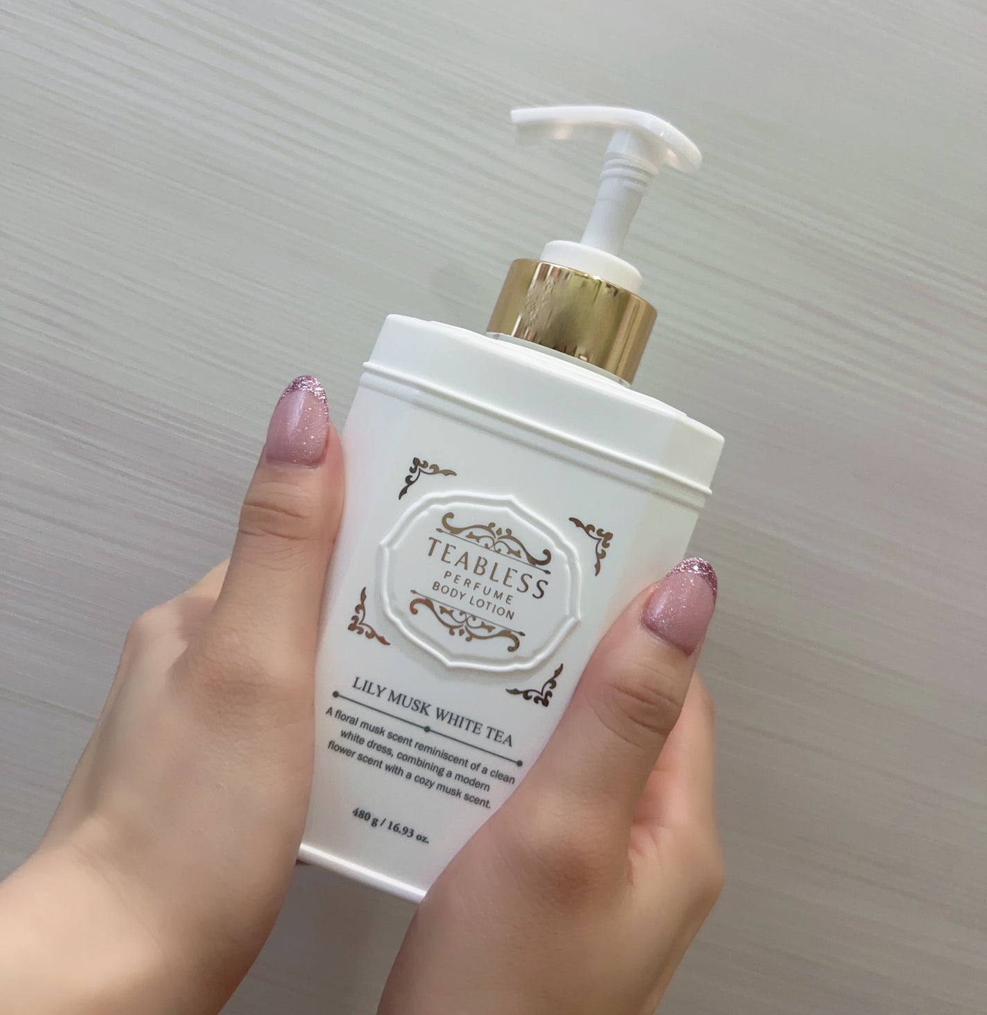 パフュームボディローション リリィムスクホワイトティー/TEABLESS/ボディローションを使ったクチコミ(3枚目)