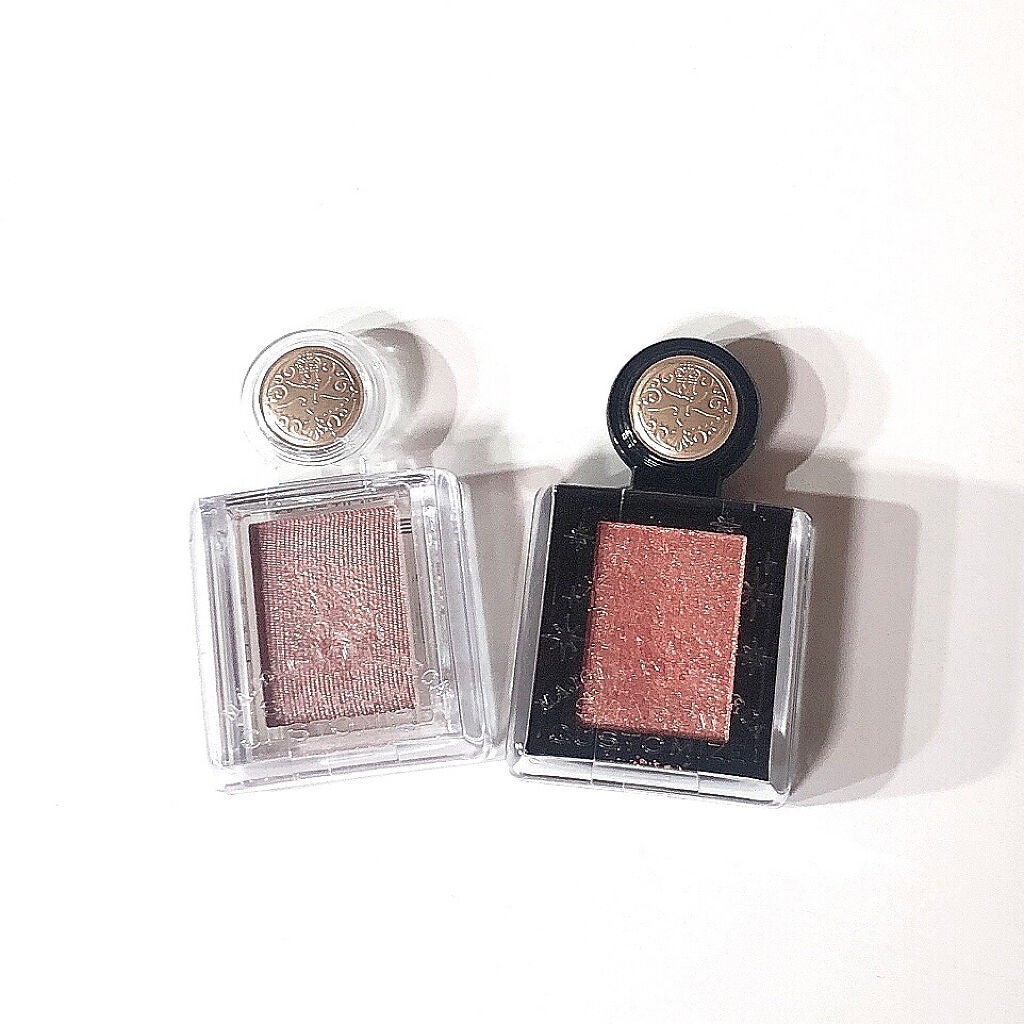 シャドーカスタマイズ/MAJOLICA MAJORCA/単色アイシャドウを使ったクチコミ(2枚目)