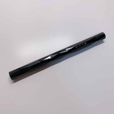 ケイト スーパーシャープライナーEX
BK-1 漆黒ブラック アイライナー

これはプチプラで買いやすい商品で、結構有名なものだと思います。
太くも細くも書けて自由自在の筆だと思いました。
柔らかすぎな
