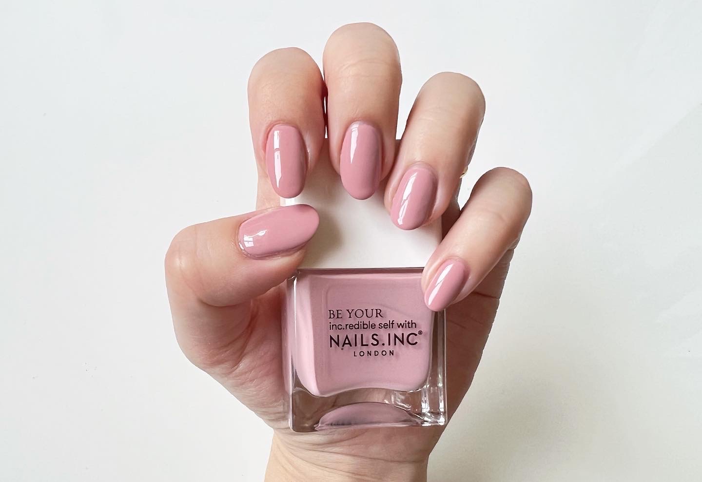 イッツ オンリー ニュートラル ネイルポリッシュ/nails inc./マニキュアを使ったクチコミ（1枚目）