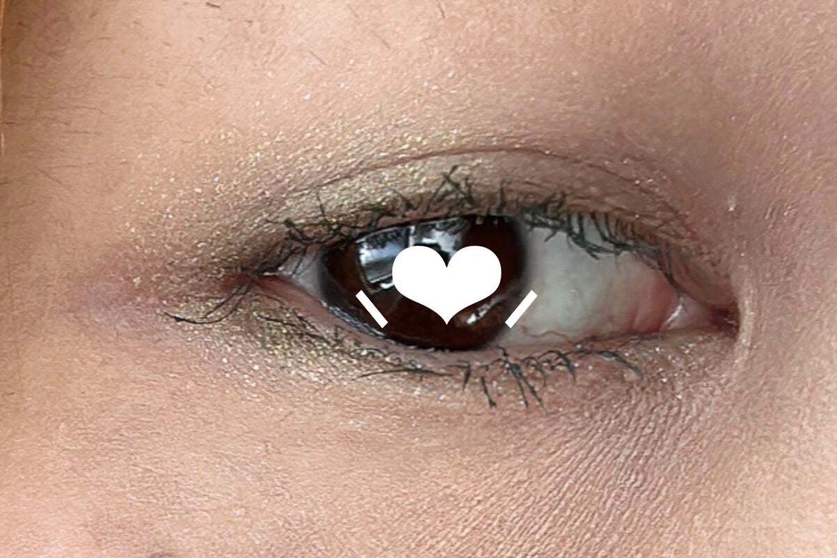 ダズルシャドウ エクストリーム/M・A・C/単色アイシャドウを使ったクチコミ(2枚目)