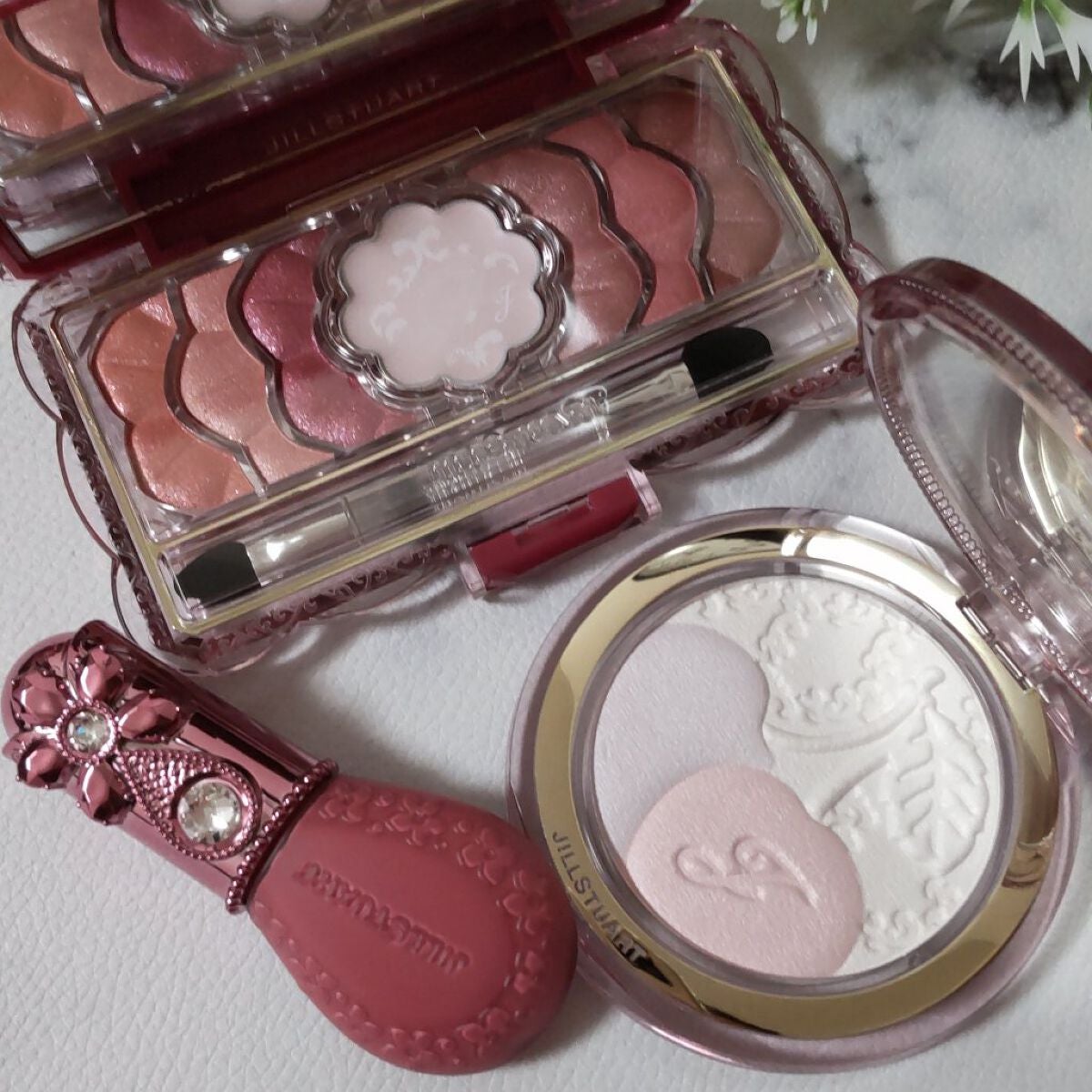 ジルスチュアート ミッドナイトチェリー コレクション/JILL STUART/メイクアップキットを使ったクチコミ(2枚目)