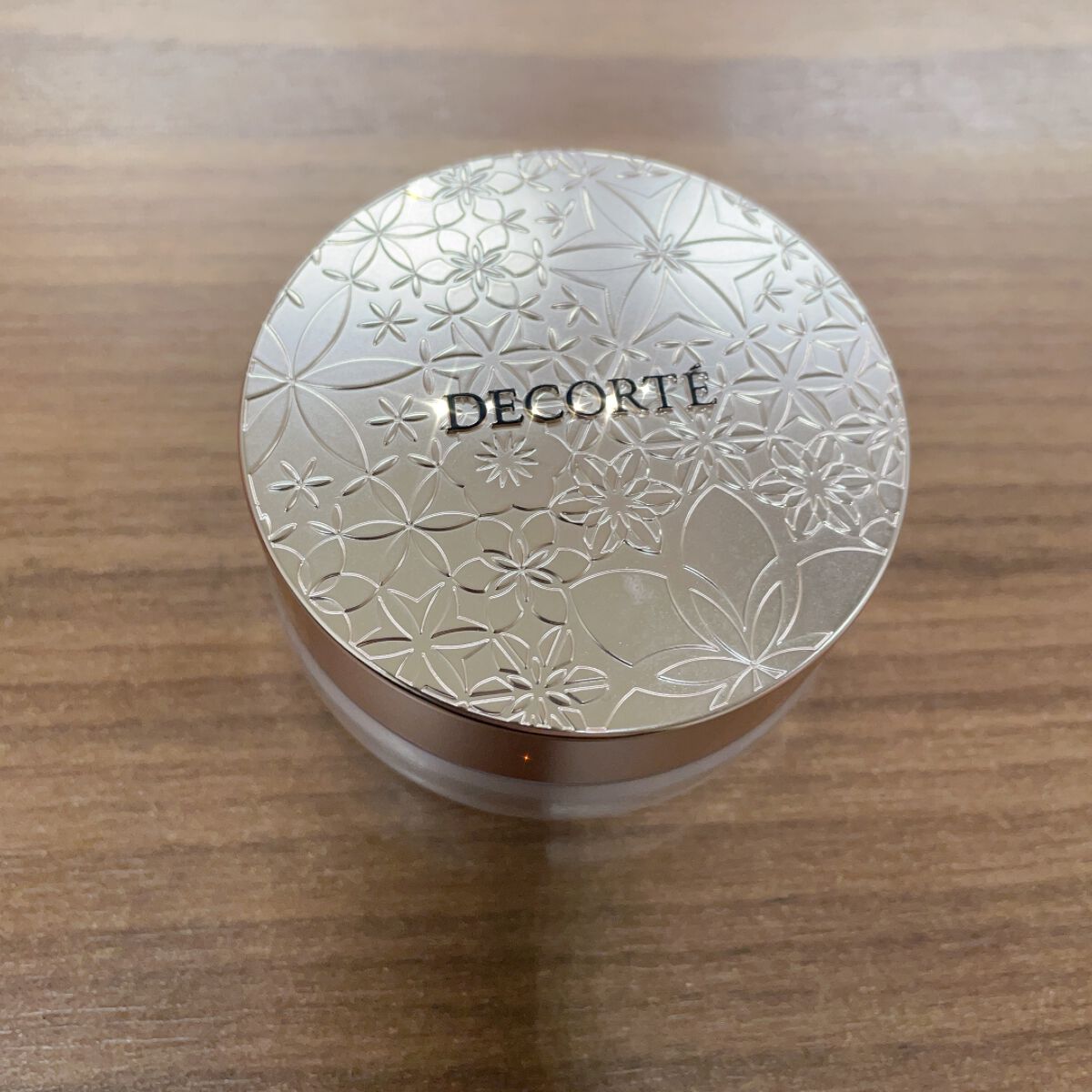 フェイスパウダー/DECORTÉ/ルースパウダーを使ったクチコミ(1枚目)