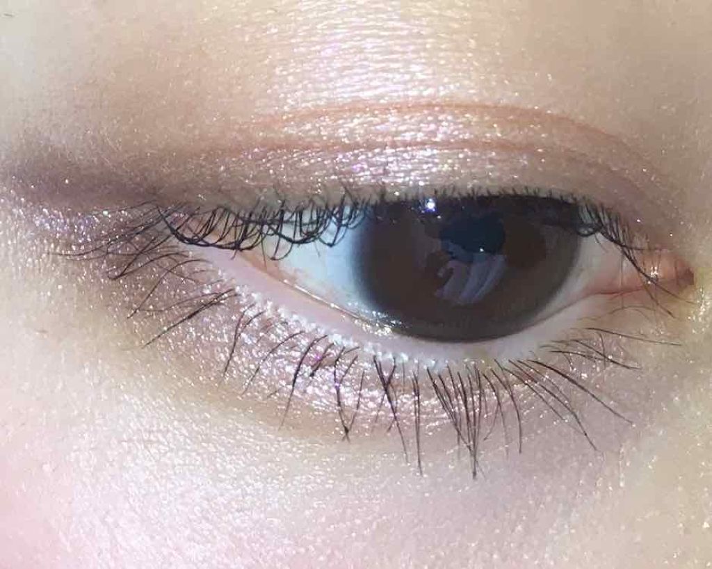 トーンアップアイシャドウ/CEZANNE/アイシャドウパレットを使ったクチコミ（2枚目）