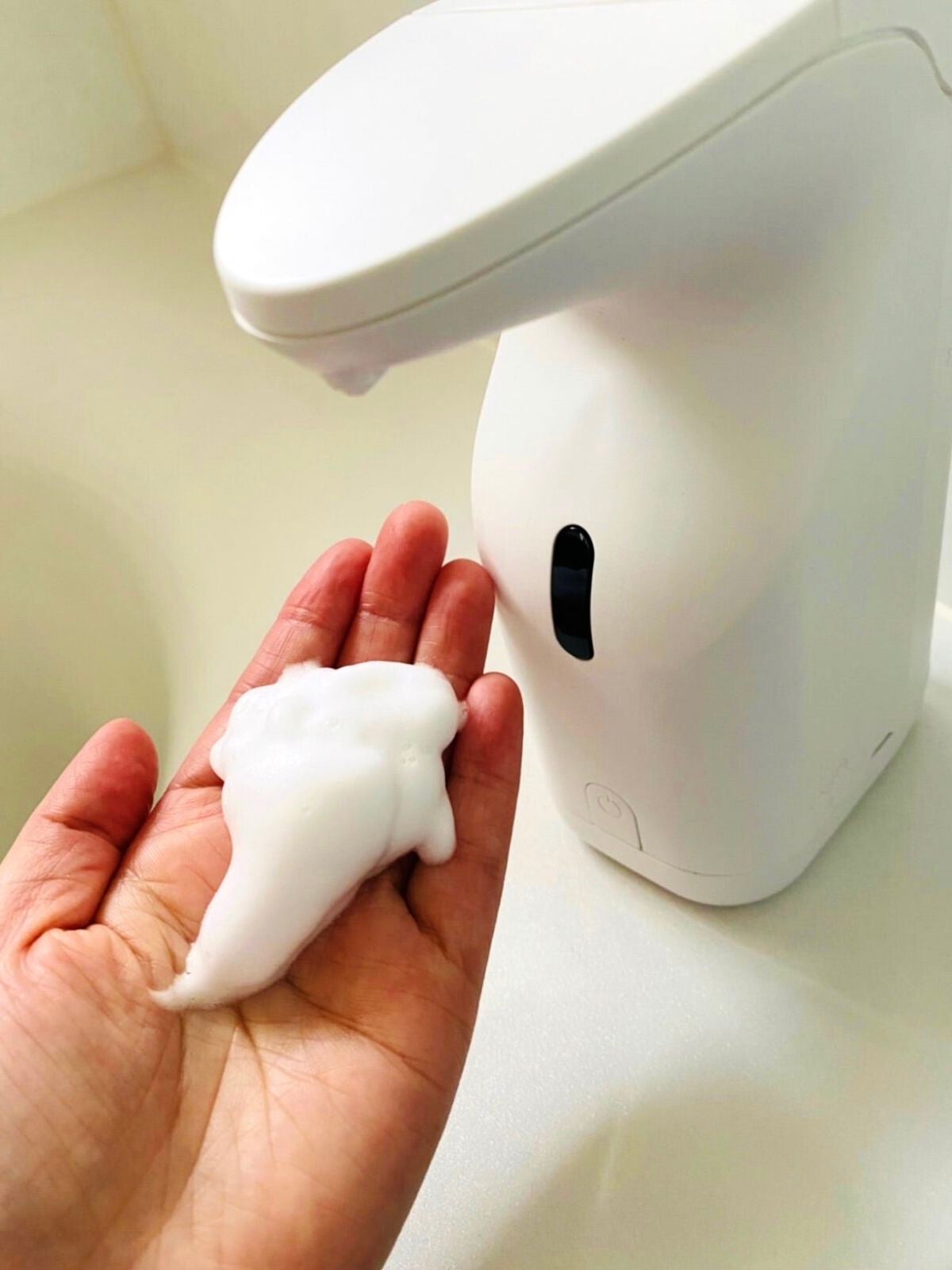 キレイキレイ薬用泡ハンドソープ専用オートディスペンサー/ライオン/その他スキンケアグッズを使ったクチコミ(2枚目)