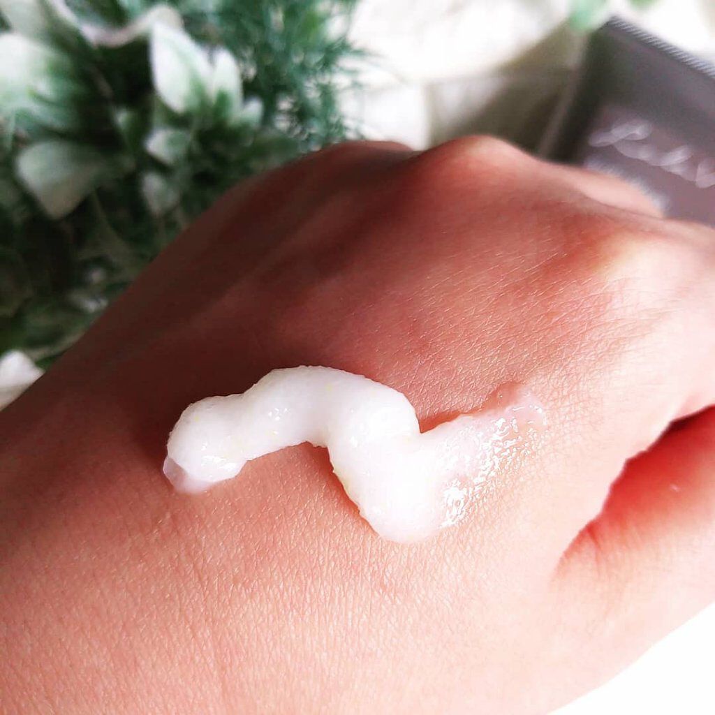 ボディウォッシュ マイルドスクラブイン/Lala Vie/ボディスクラブを使ったクチコミ（3枚目）