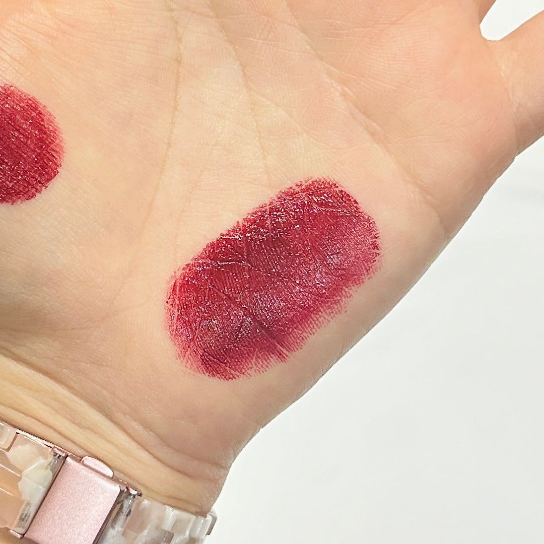 〈ルージュ・エルメス〉 ルージュ ア レーヴル サティネ/エルメス/口紅を使ったクチコミ(6枚目)