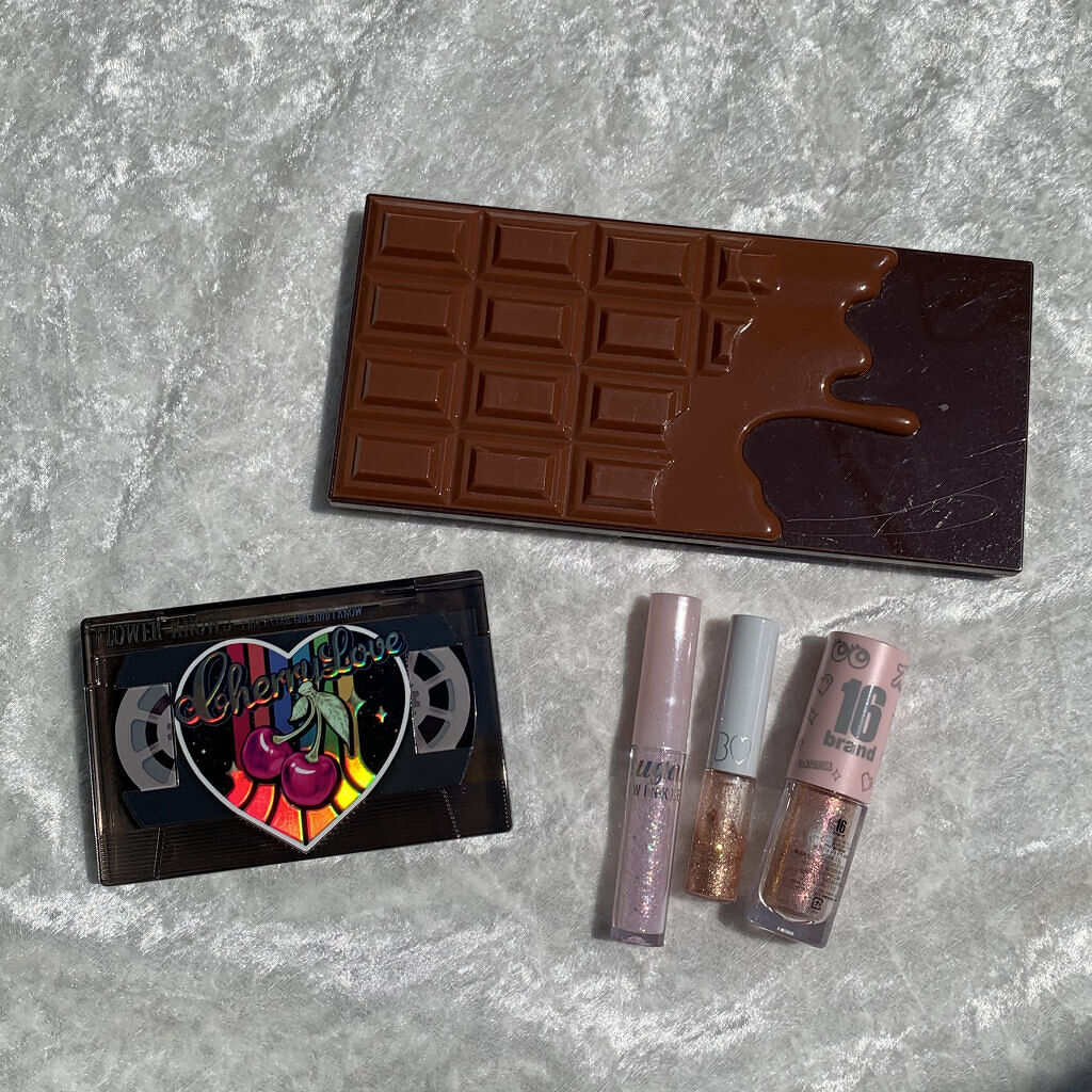 16 CANDY ROCK SUGAR/16BRAND/リキッドアイシャドウを使ったクチコミ（2枚目）