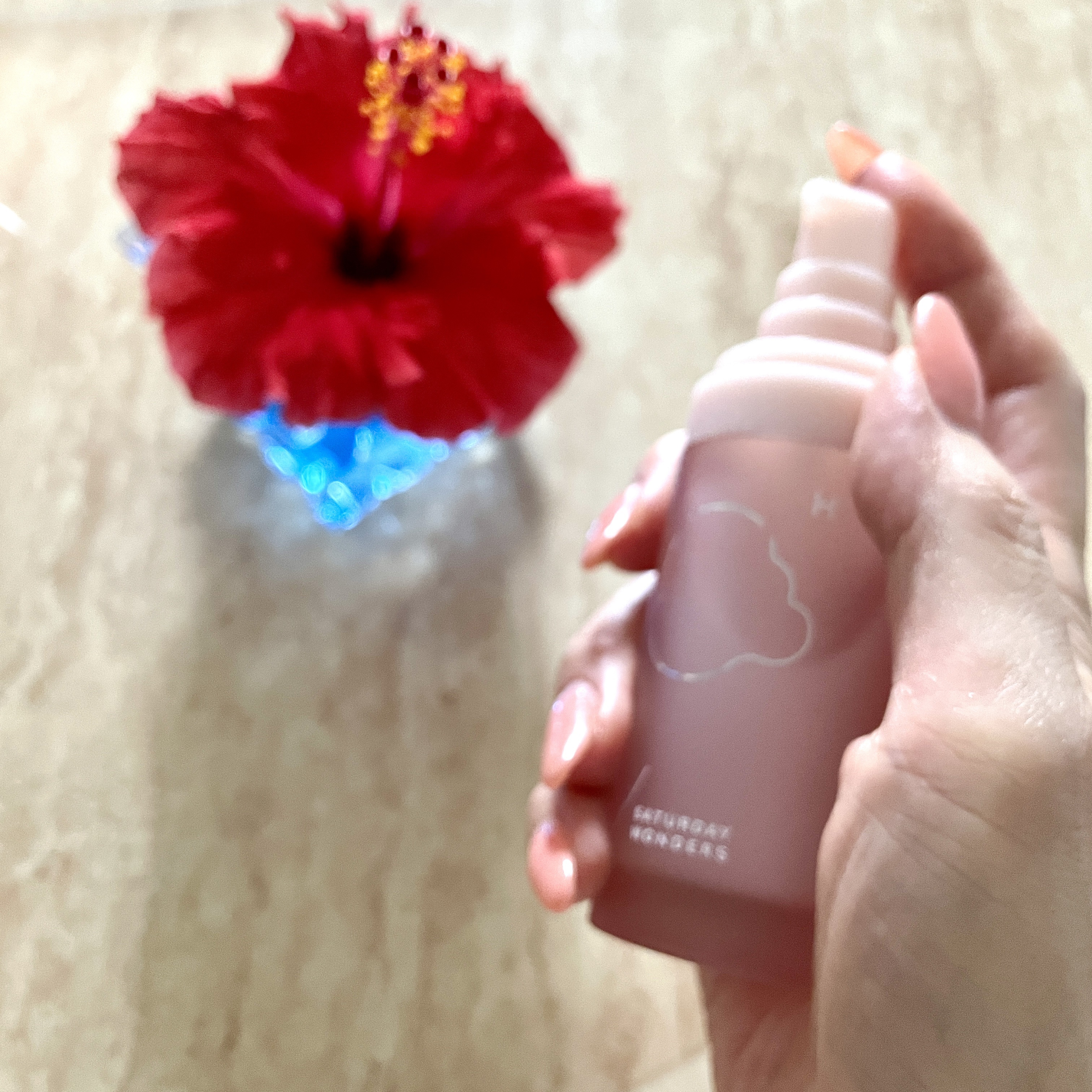 Saturday Wonders ヒアルローズセラムのクチコミ「
ローズ美容液、
【ヒアルローズセラム】
お試しさせていただきました。

これは3種のヒアルロ.....」（3枚目）