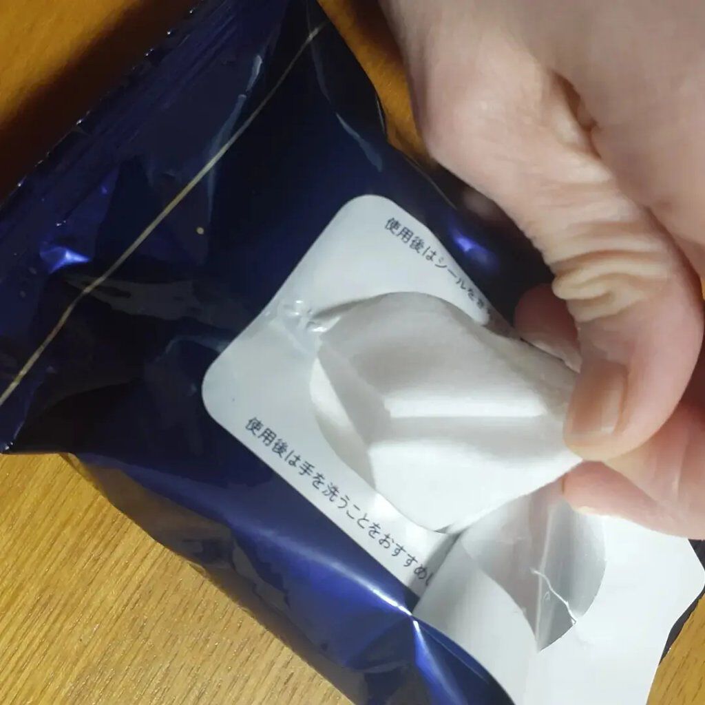 ビオレ メイク持続シート さらマット肌/ビオレ/フェイスシートを使ったクチコミ(3枚目)