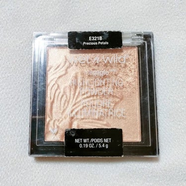 MegaGlo Highlighting Powder/wet 'n' wild/ハイライトを使ったクチコミ（3枚目）