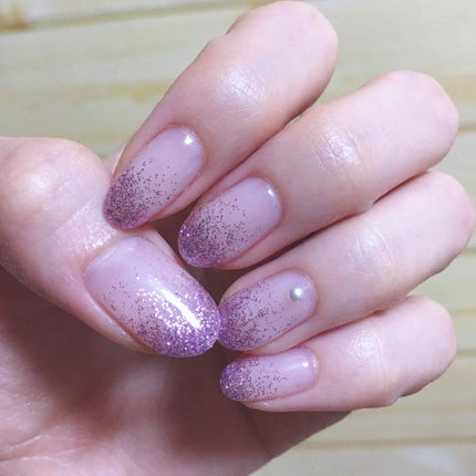 あや on LIPS 「春色ネイル🌸💟パープルに変更しました(⑉••⑉)カラーグラデー..」(1枚目)