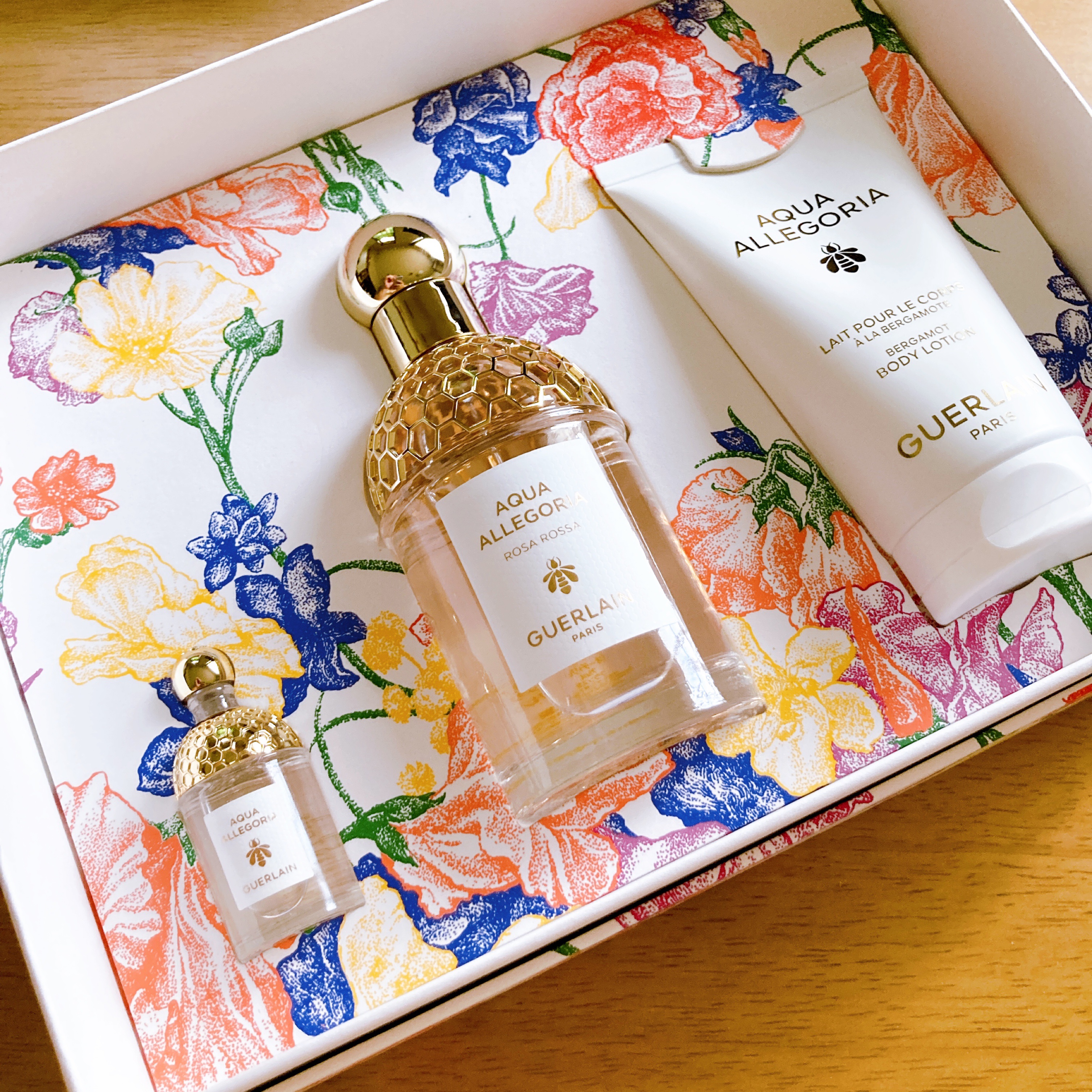 ゲランGUEILAIN アクアアレゴリア ローズロッサコフレ 試してみた】アクア アレゴリア ローザ ロッサ コフレ​ GUERLAIN