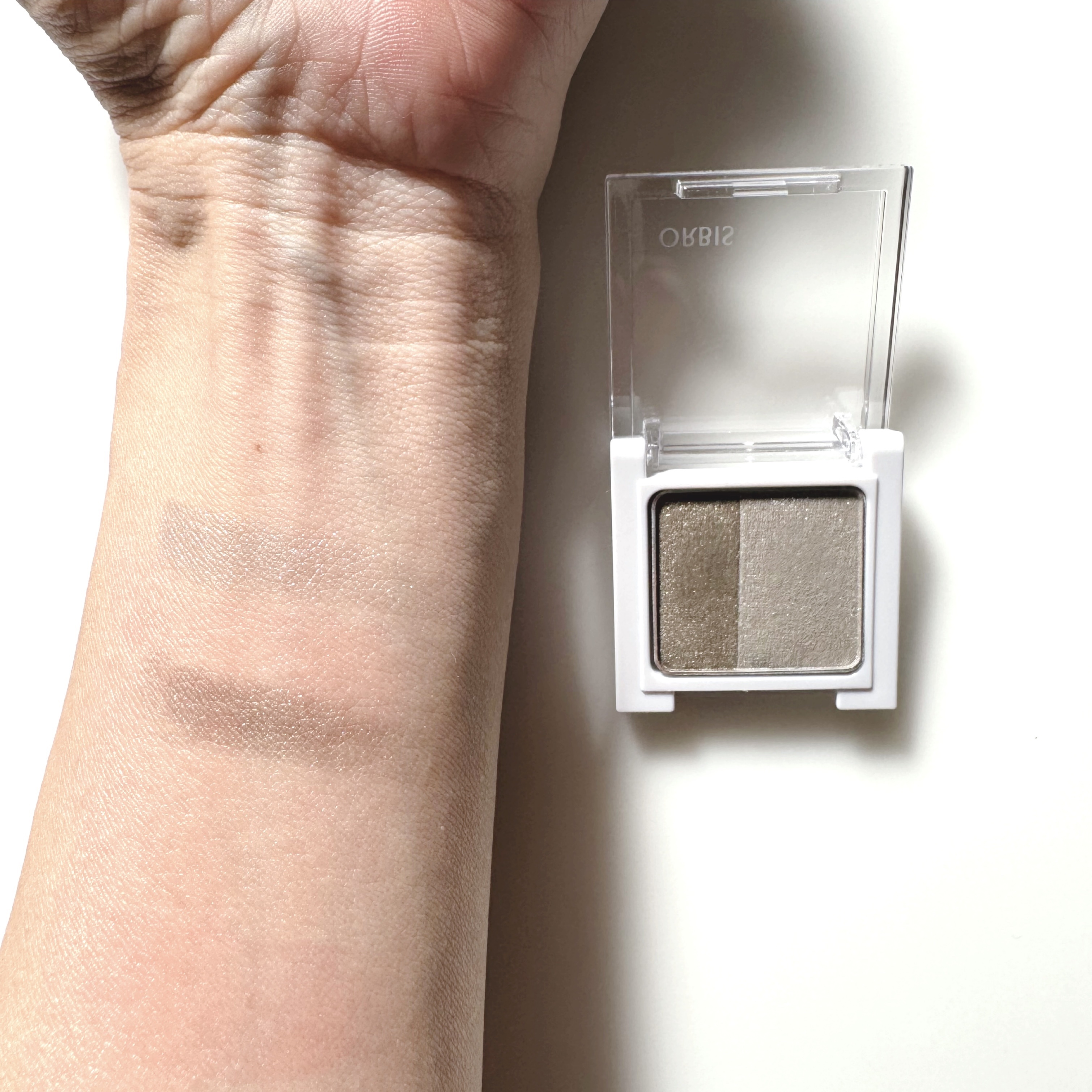 ツイングラデーションアイカラー/オルビス/アイシャドウパレットを使ったクチコミ（2枚目）