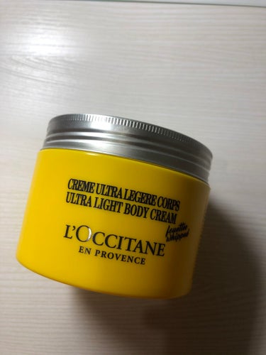 ハピネススマイル シア ハンドクリーム/L'OCCITANE/ハンドクリームを使ったクチコミ（3枚目）