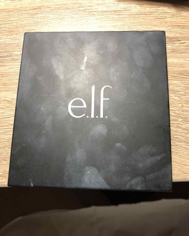 e.l.f. Cosmetics クリーム ブラッシュ パレットのクチコミ「ELF cream blush palette boldです
超～～～～～～～高発色です🤧
ど.....」（1枚目）