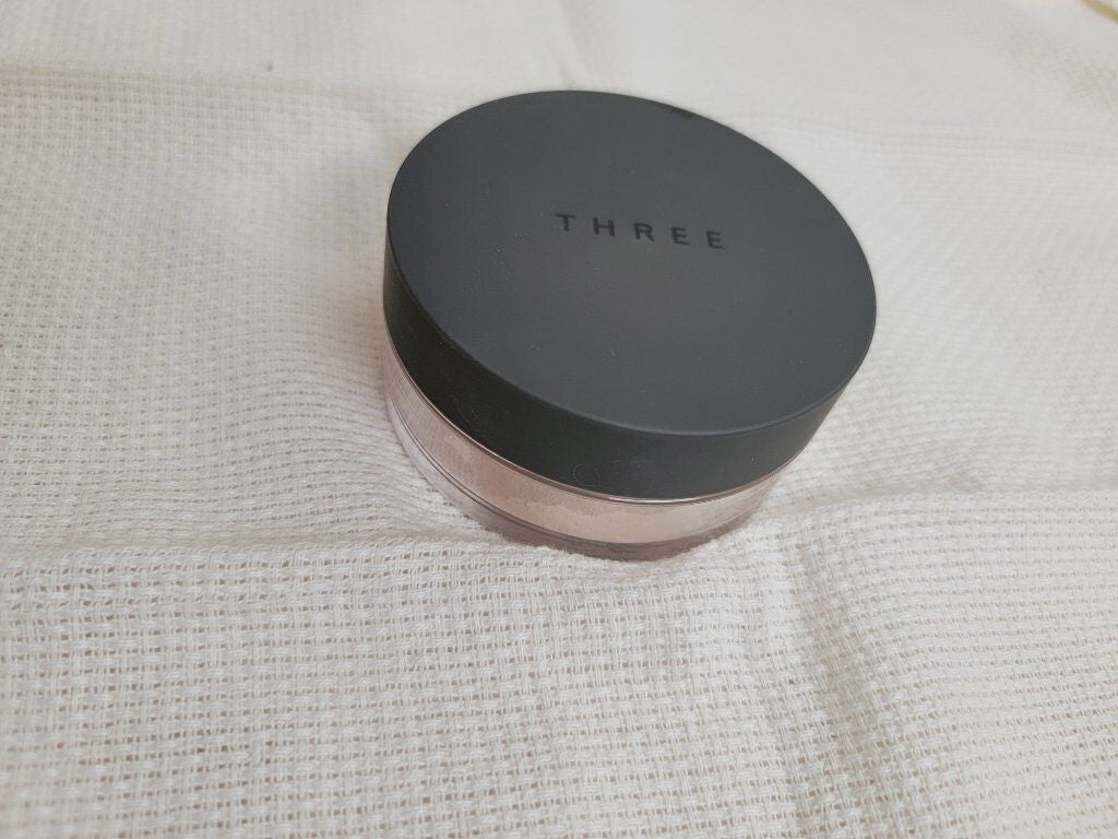 アルティメイトダイアフェネス ルースパウダー/THREE/ルースパウダーを使ったクチコミ(1枚目)
