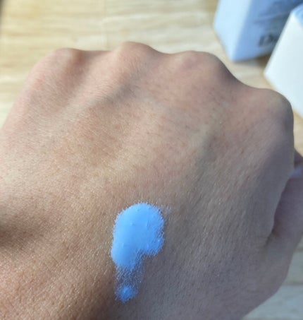 【旧】スノー メイクアップ ベース UV35 SPF35/PA+++/Dior/化粧下地を使ったクチコミ(2枚目)