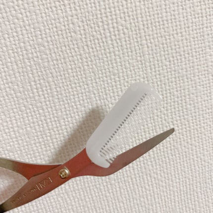 クシ付きマユハサミ ピンク/貝印/その他化粧小物を使ったクチコミ(2枚目)