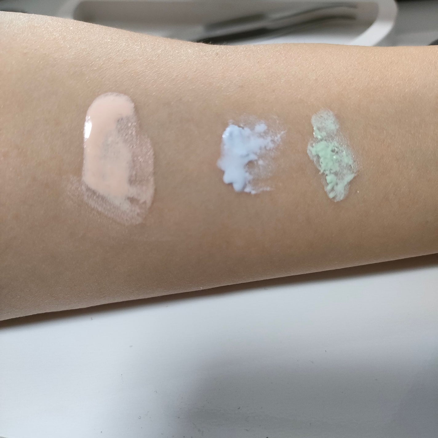 セカンドスキントーンアップベース/hince/化粧下地を使ったクチコミ(2枚目)