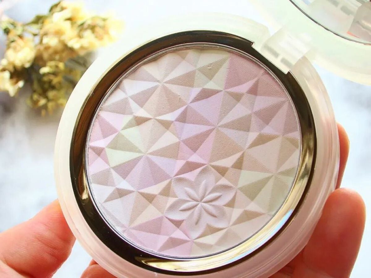 AQ オーラ リフレクター/DECORTÉ/プレストパウダーを使ったクチコミ(2枚目)