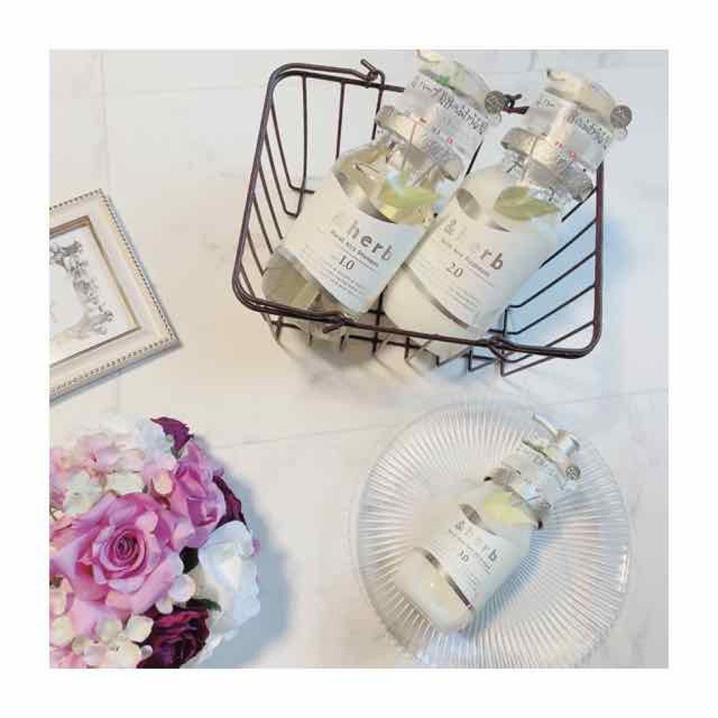 モイストエアリーシャンプー1.0/＆herb/市販シャンプーを使ったクチコミ（1枚目）