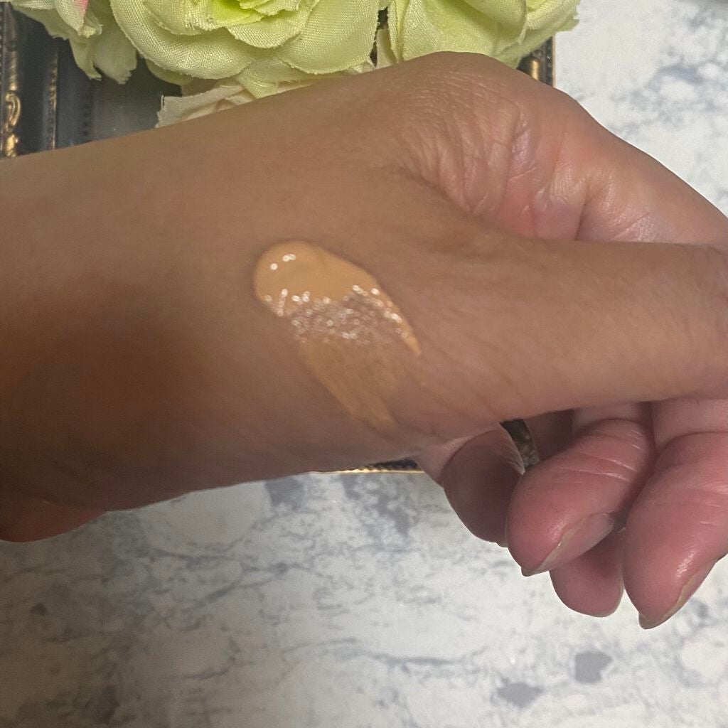 ティンティド モイスチャライザー ブラーリング /ローラ メルシエ/クリーム・エマルジョンファンデーションを使ったクチコミ(3枚目)