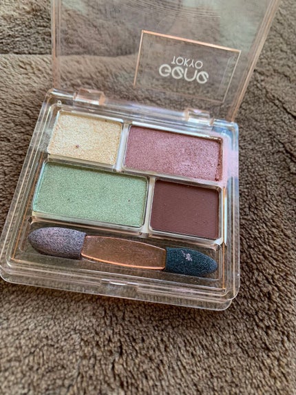 GENE TOKYO リラクシーアイシャドウ/DAISO/アイシャドウパレットを使ったクチコミ(1枚目)