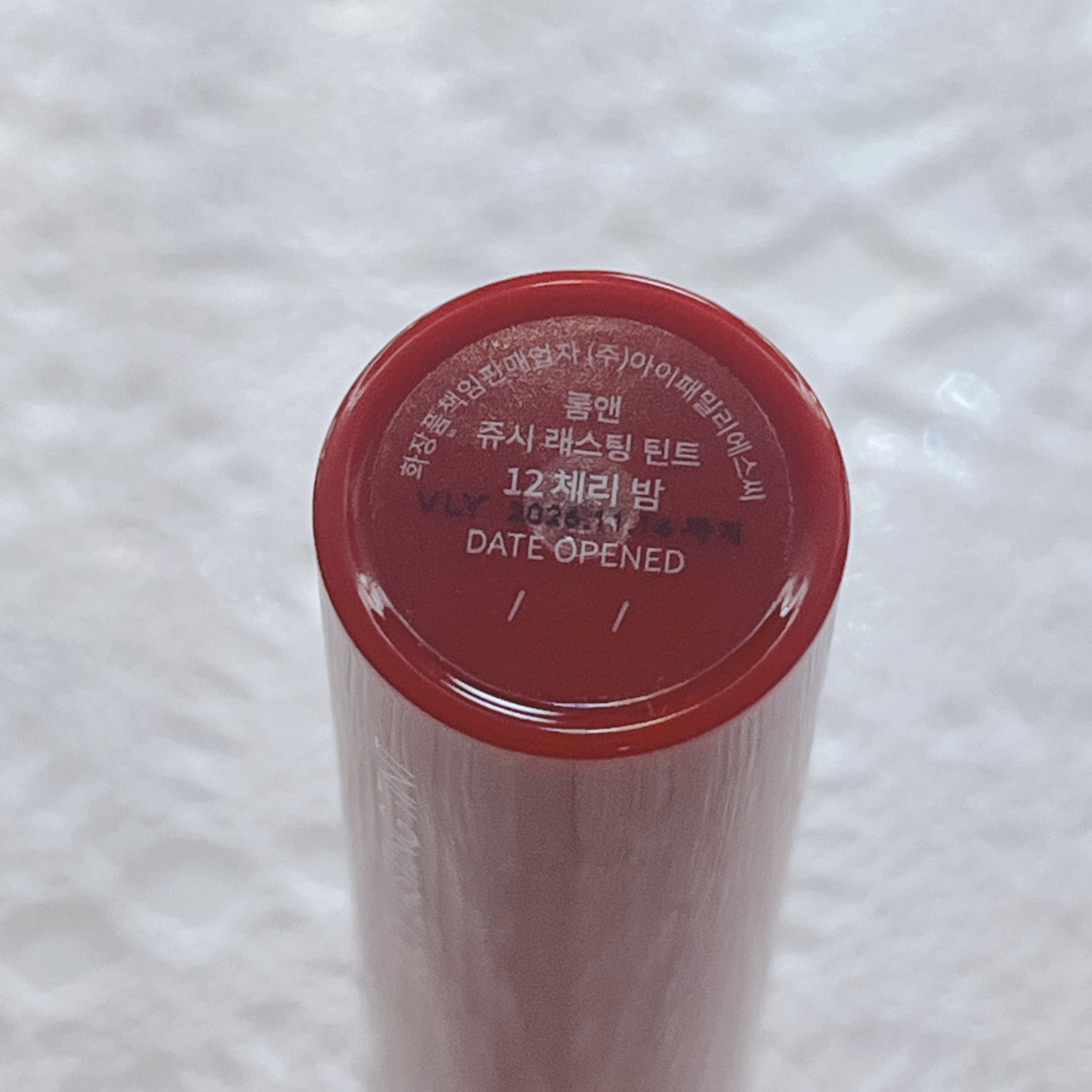 ジューシーラスティングティント/rom&nd/リップティントを使ったクチコミ(3枚目)