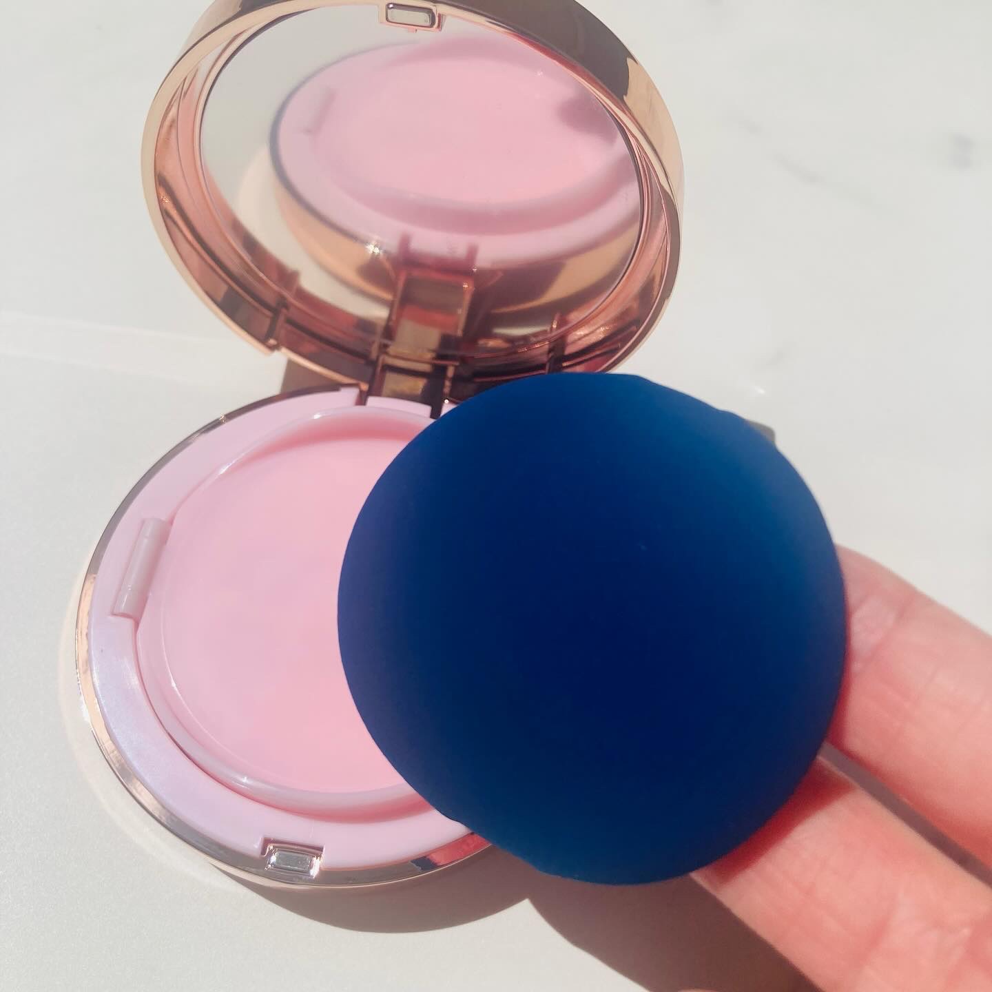 ピンクティーツリーカバープライマークッション 17号 ピュアアイボリー/APLIN/クッションファンデーションを使ったクチコミ（3枚目）