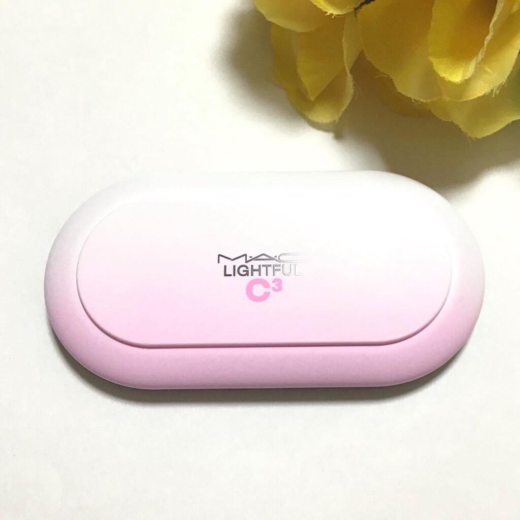 ライトフル C３ ナチュラル シルク パウダーファンデーション NC30/M・A・C/パウダーファンデーションを使ったクチコミ（1枚目）