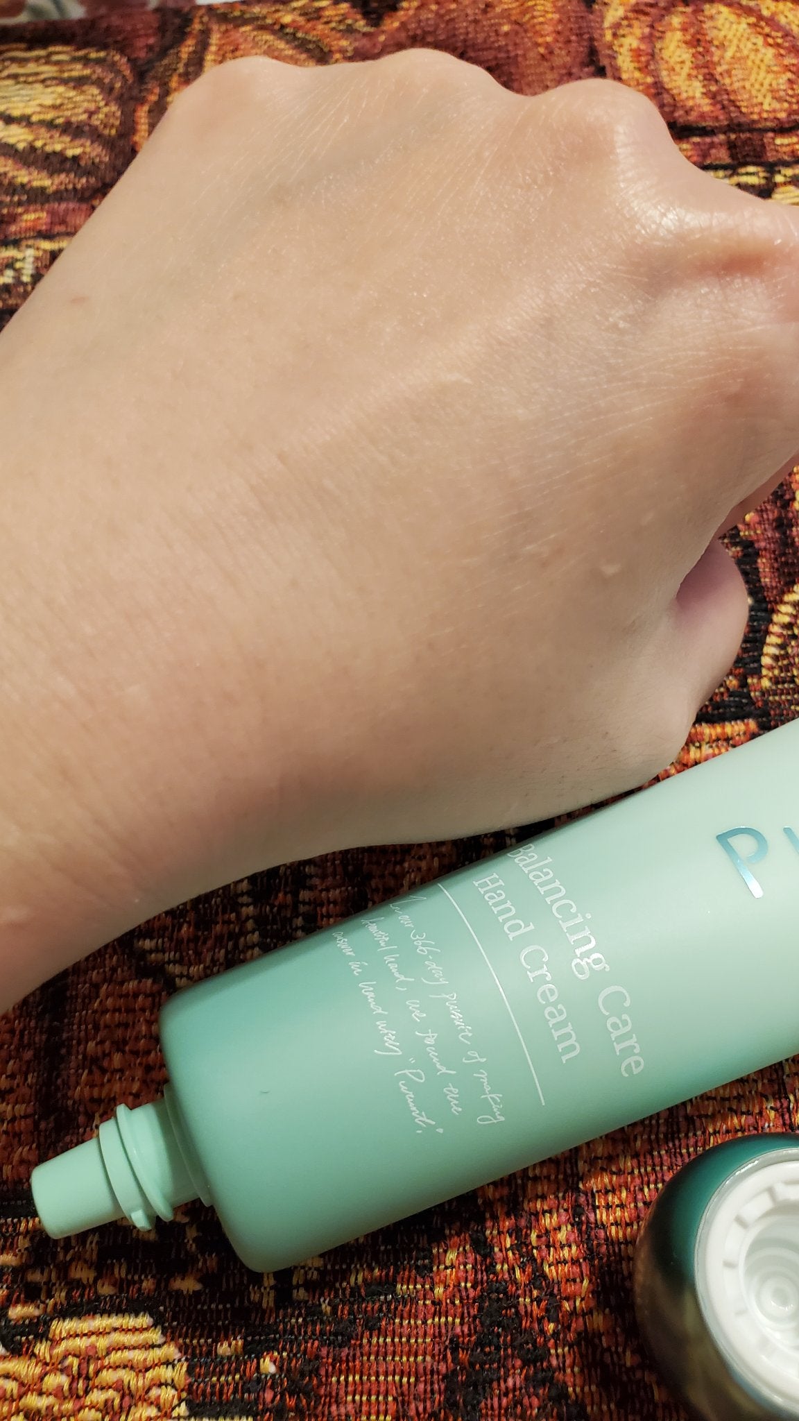 プルント バランシングケア美容液ハンドクリーム/Purunt./ハンドクリームを使ったクチコミ(4枚目)