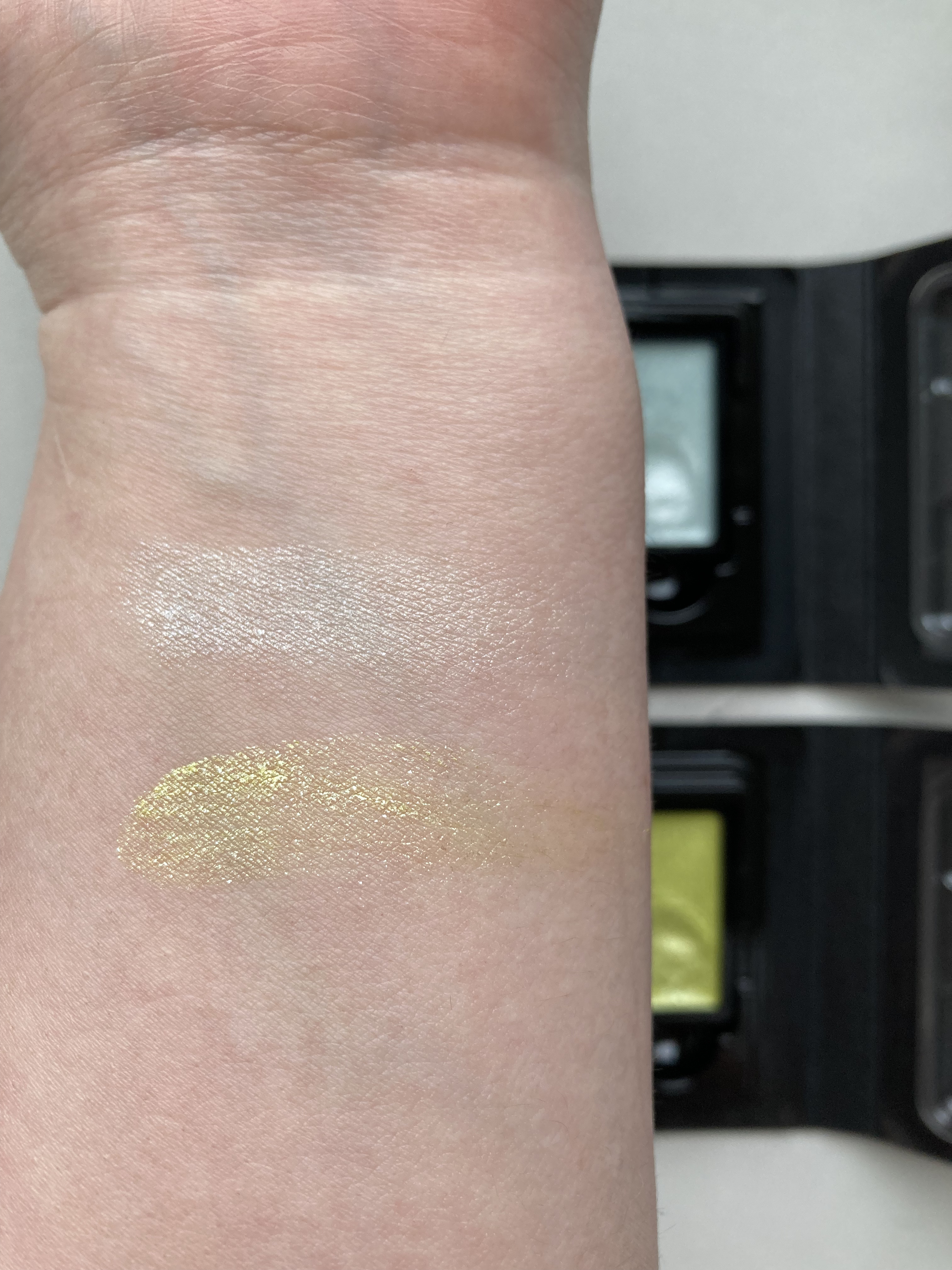 カネボウ ジェルジェムクラッシュ EX4 Muscat Flash/KANEBO/ジェル・クリームアイシャドウを使ったクチコミ（3枚目）