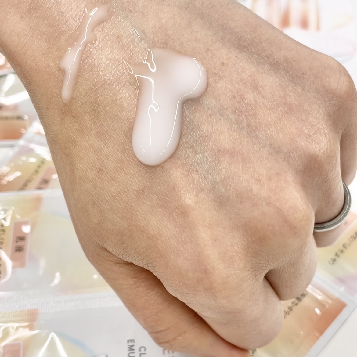  クリアエマルジョンC・I・II/BENEFIQUE/乳液を使ったクチコミ（3枚目）